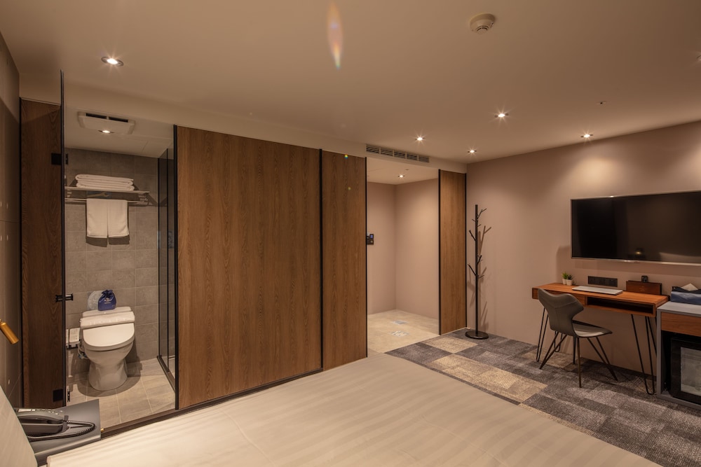 Roaders Plus Hotel Theme 47/60