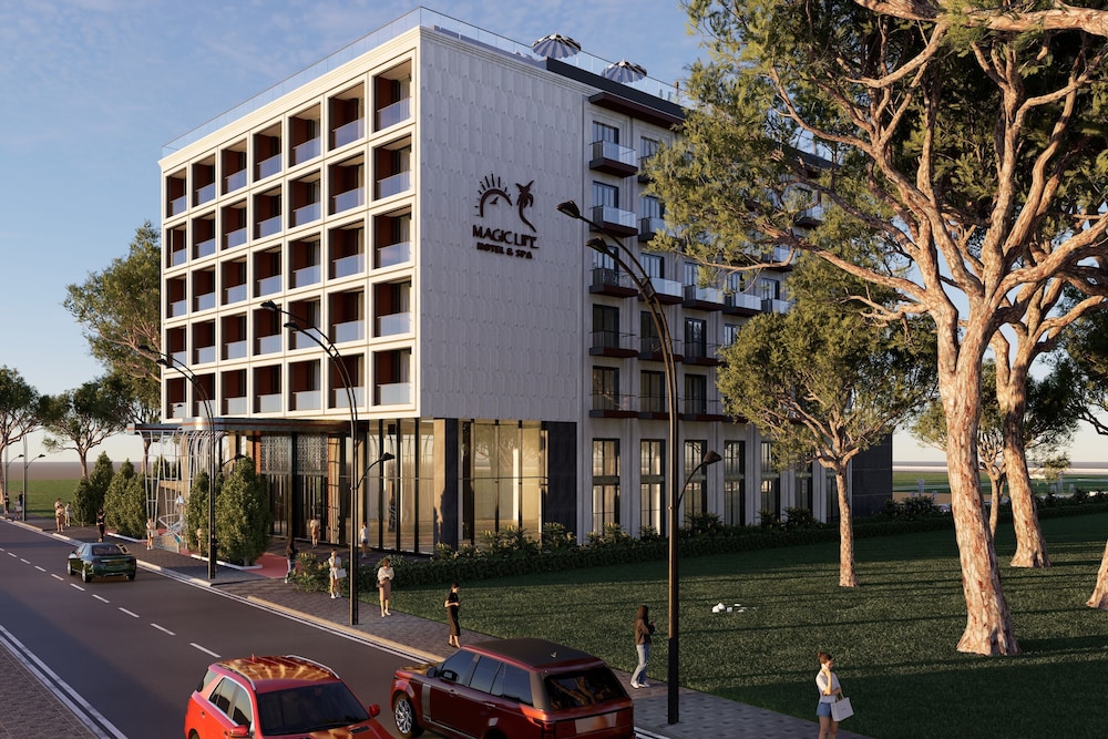 GRAND VM CONFERENCE & SPA in Golem