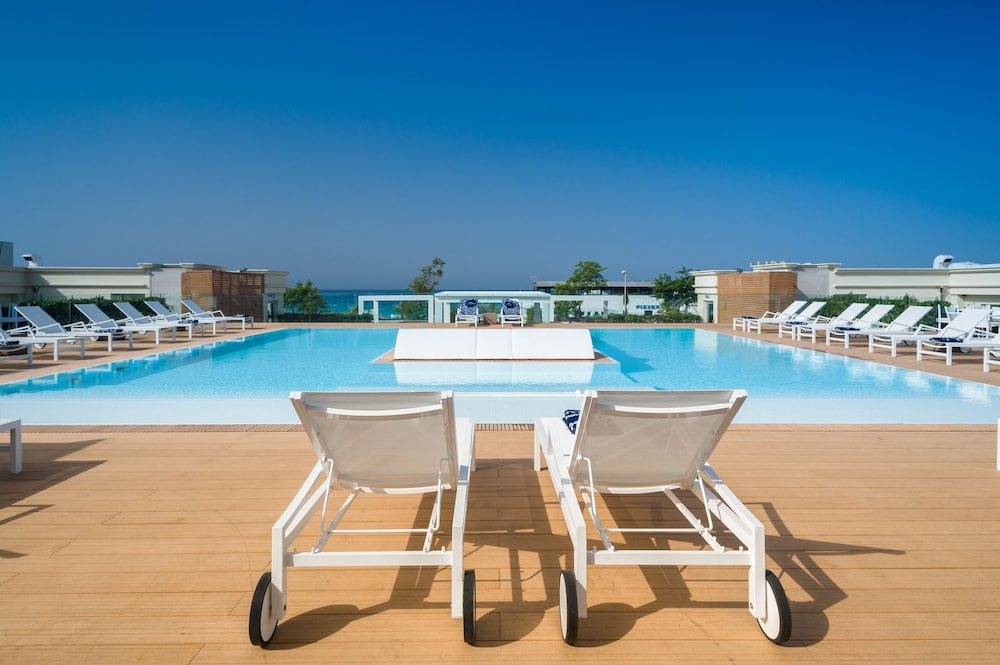 Le Dune Suite Hotel 36/39