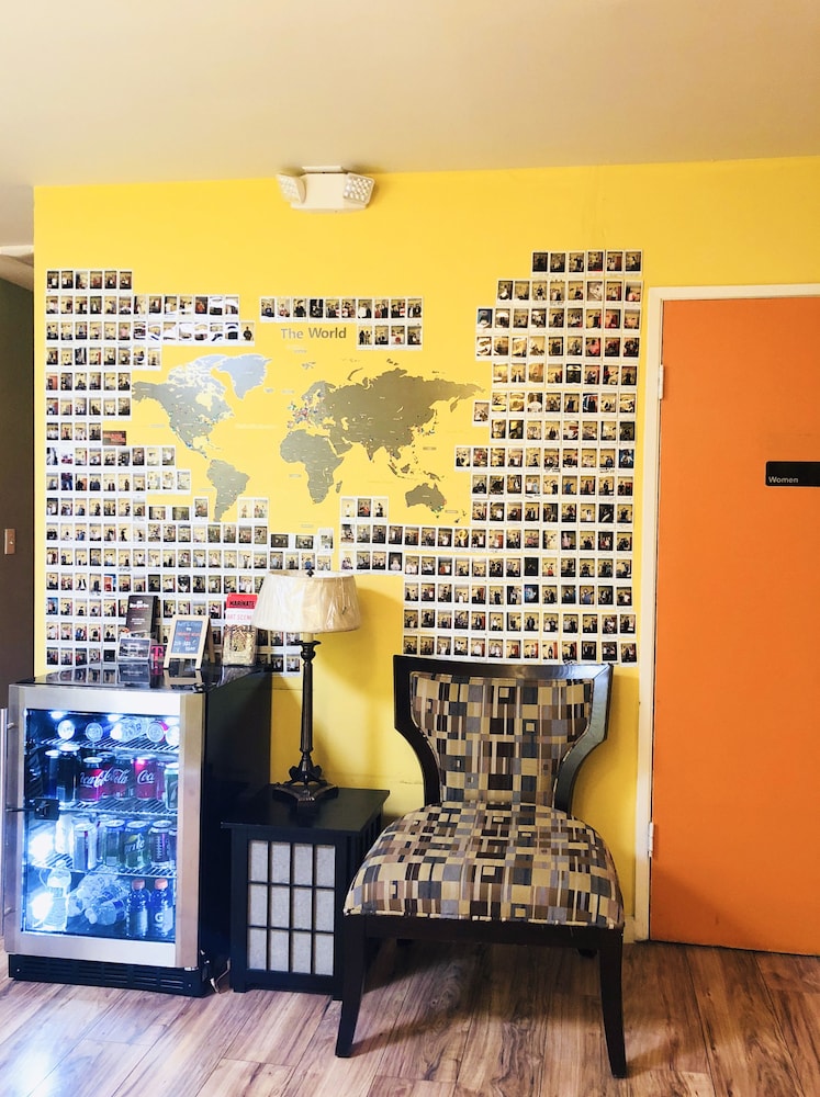 Melrose Hostel 37/48