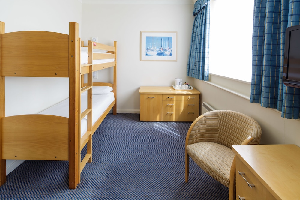 Merton Hotel 17/30