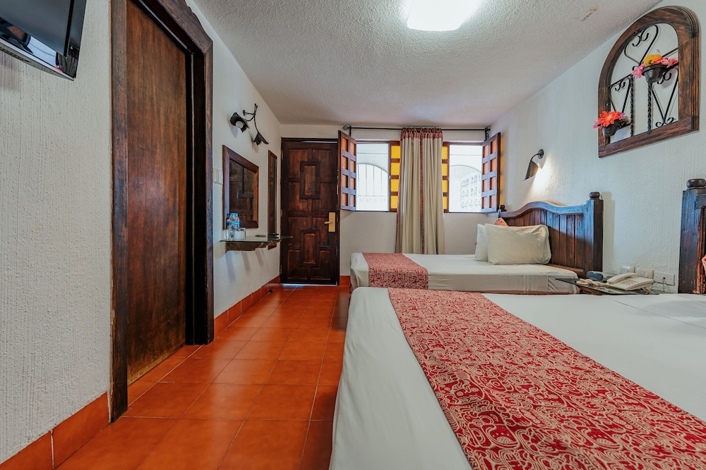 Hotel Maya Yucatan by Cartas a Frida 14/50