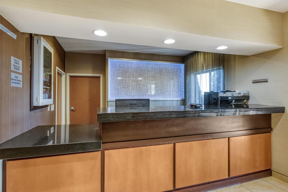 SureStay by Best Western Mount Pleasant Racine 5/61