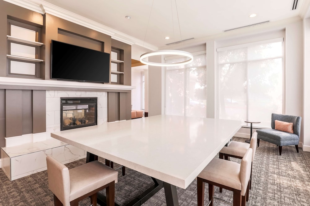 Hilton Garden Inn Reno 34/46