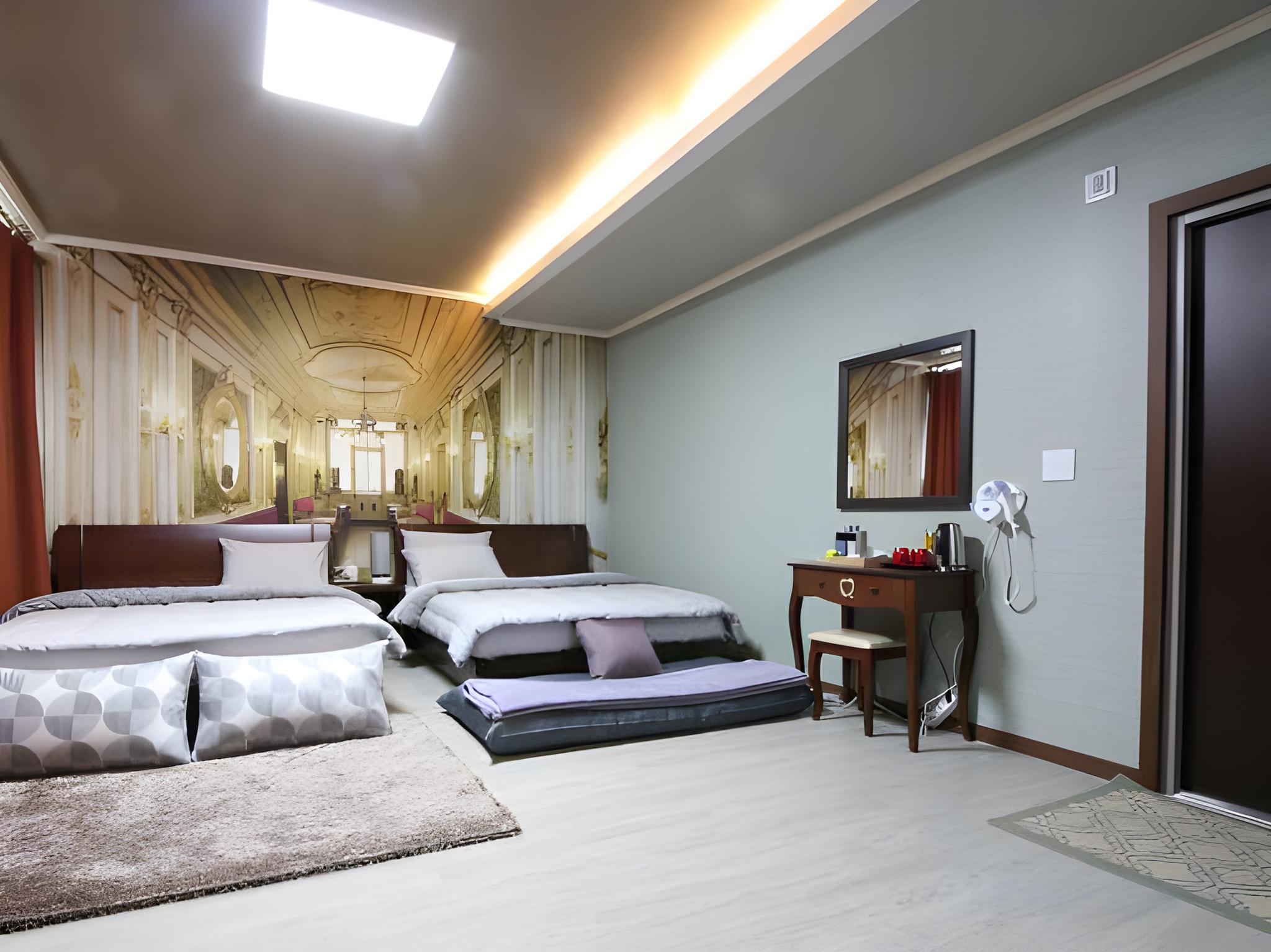 Crystal Residence Hotel 25/50