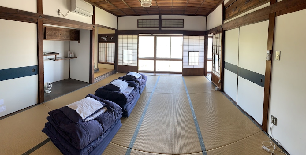 Onomichi Guest House Miharashi-Tei - Hostel 14/72