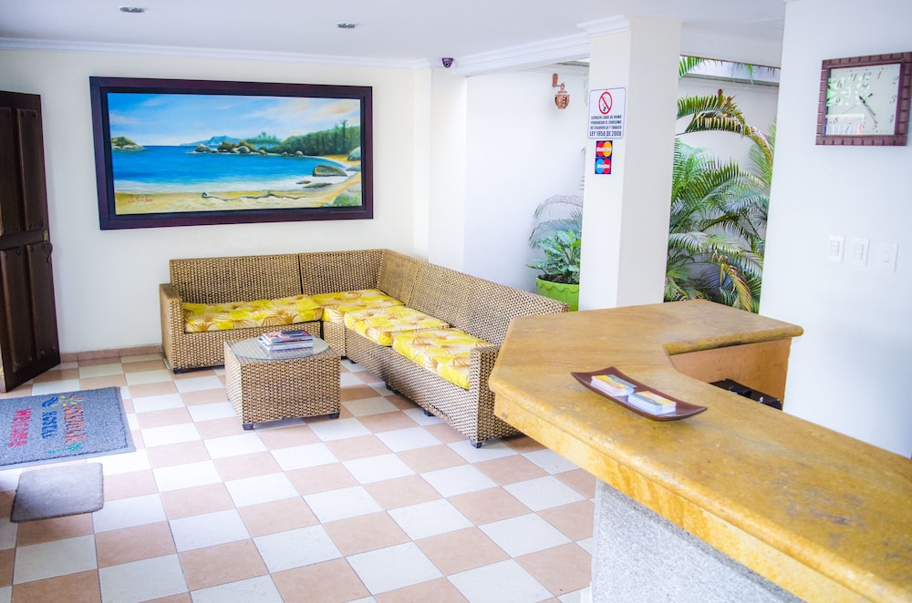 Hostal Solymar 33/42