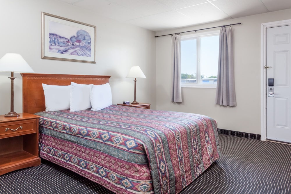 Tel Star Motel 29/50