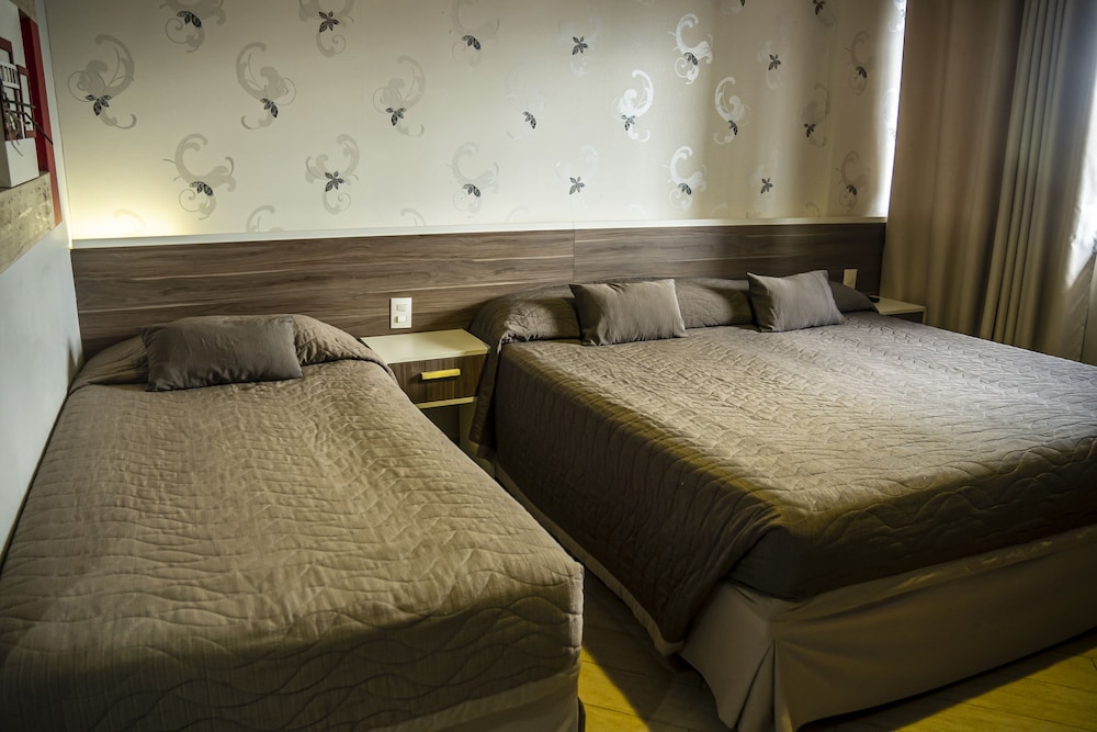 Foz Plaza Hotel 30/76