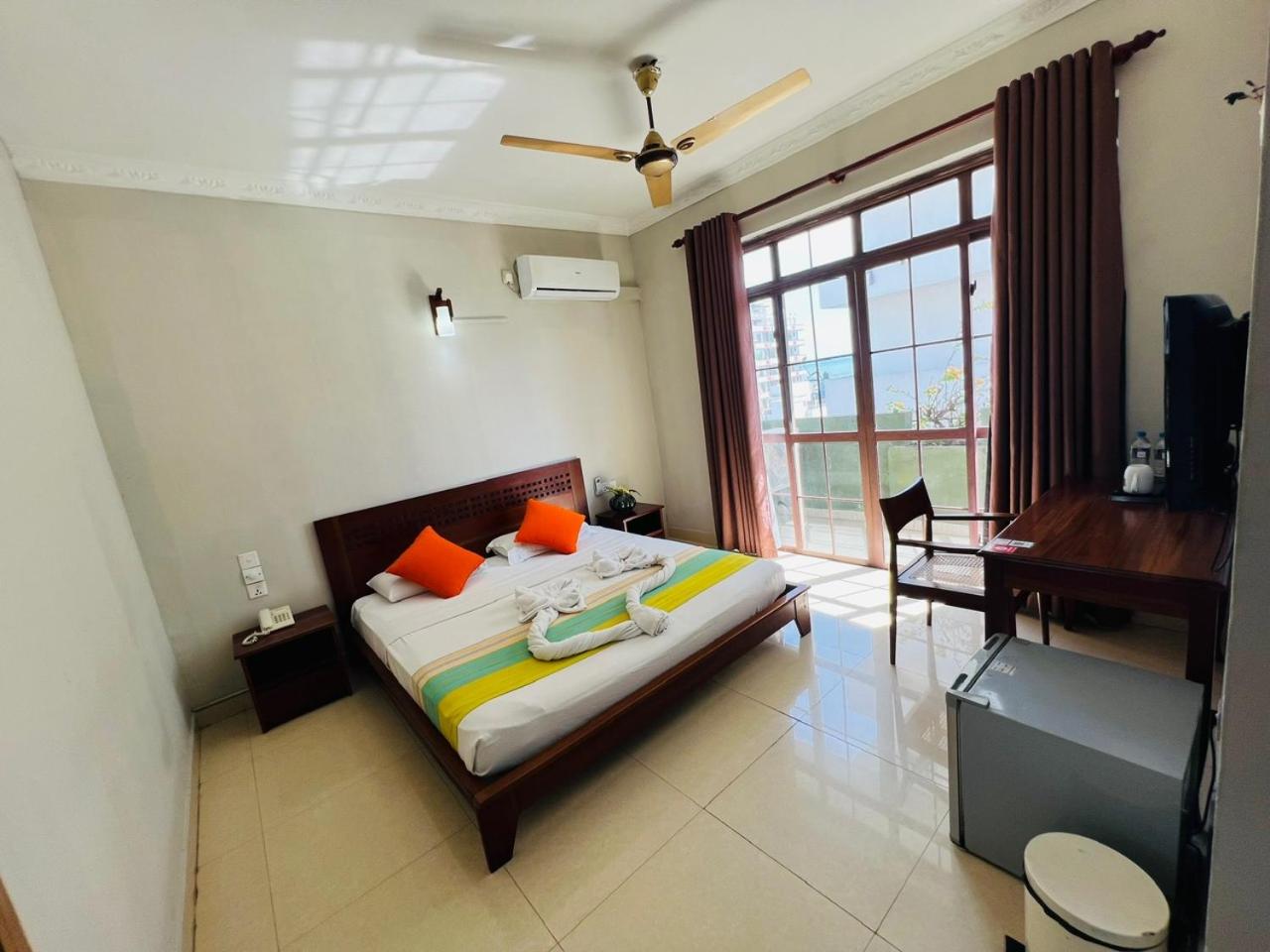 Lafala Hotel and Service Apartment, Dehiwala-Mount Lavinia 13/100