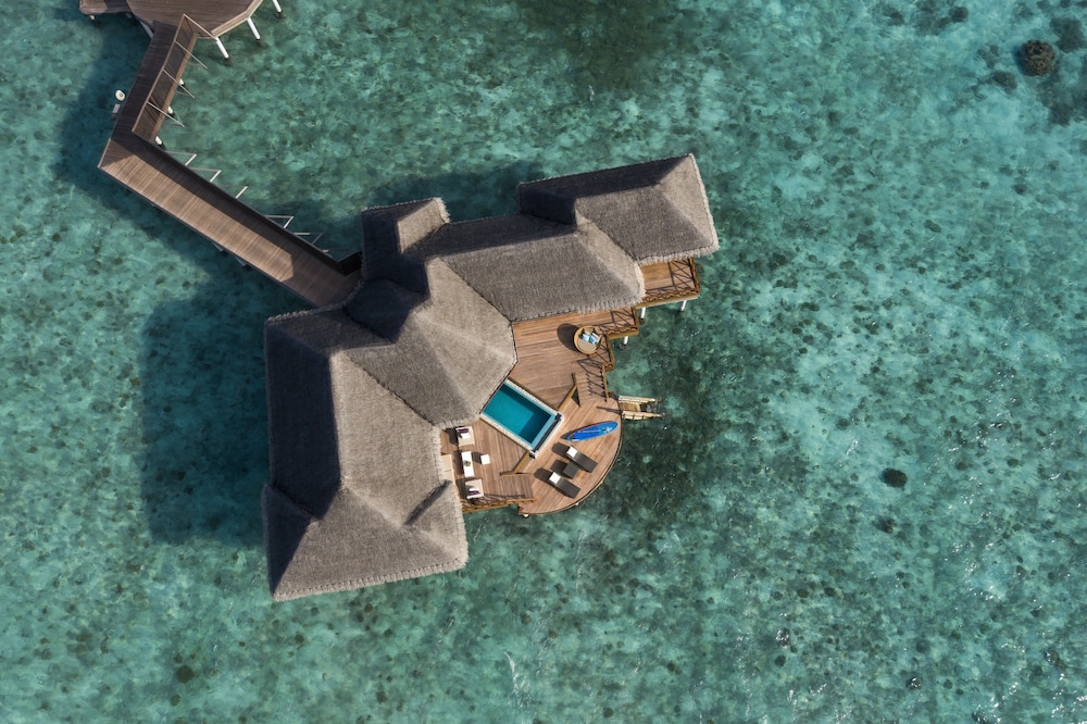 Huvafen Fushi 80/105