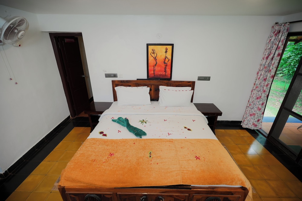 Red Earth Kabini 13/49