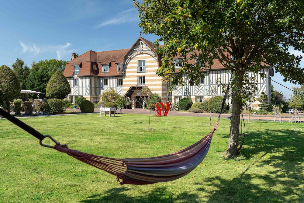 Hotel Le Manoir de La Poterie And Spa 36/72
