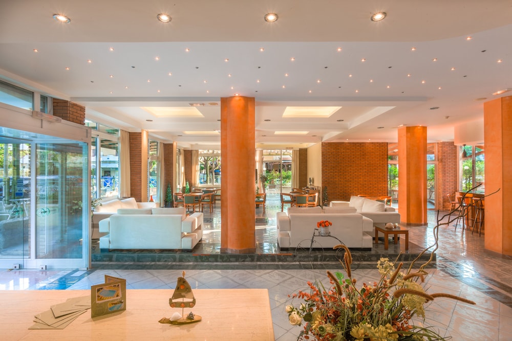 Pavlos Hotel 5/51