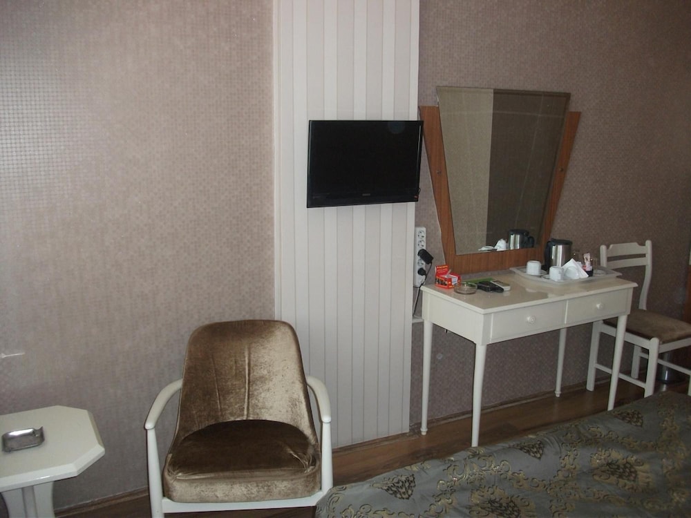 Tac Hotel 41/50