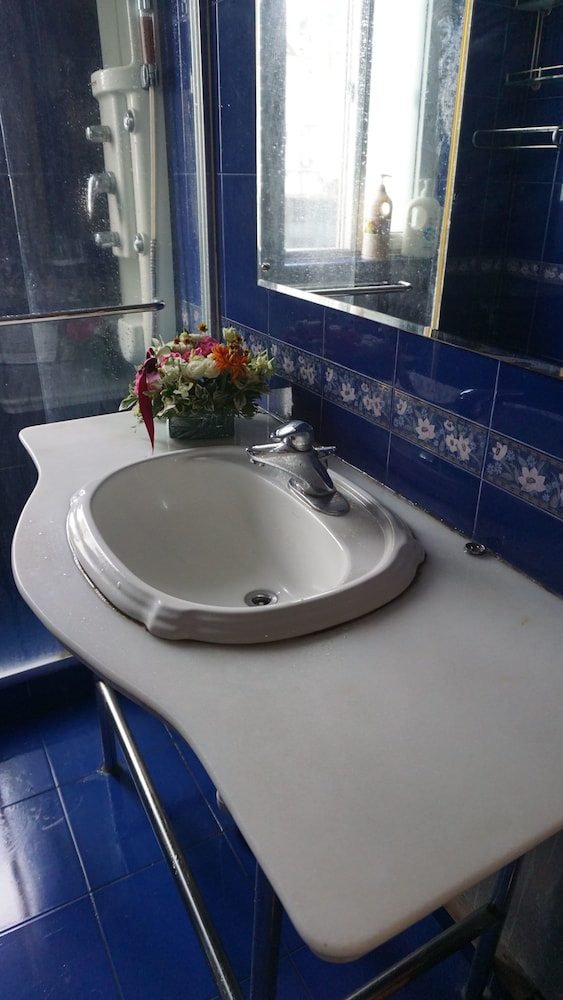 Shanghai Mofang Style Girls' Hostel 15/15