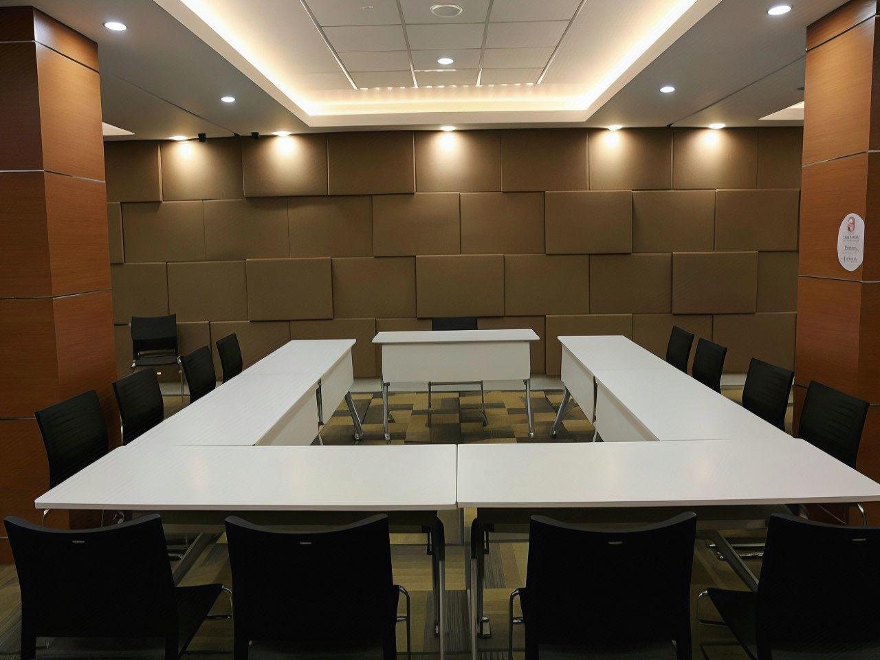 Grand Citihub Hotel @Kartini 30/31