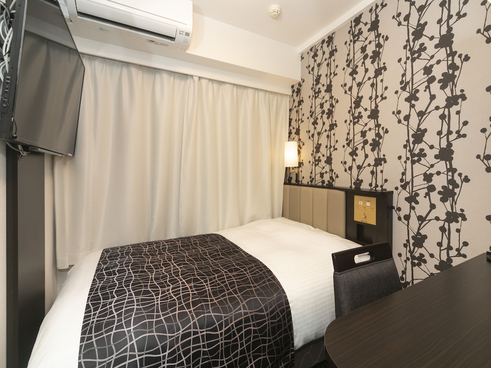 Room, Single, Large Twin Bed, Smoking