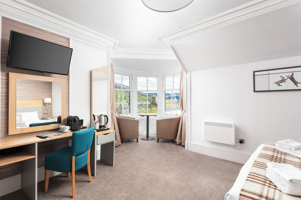 Caledonian Hotel Ullapool 45/62