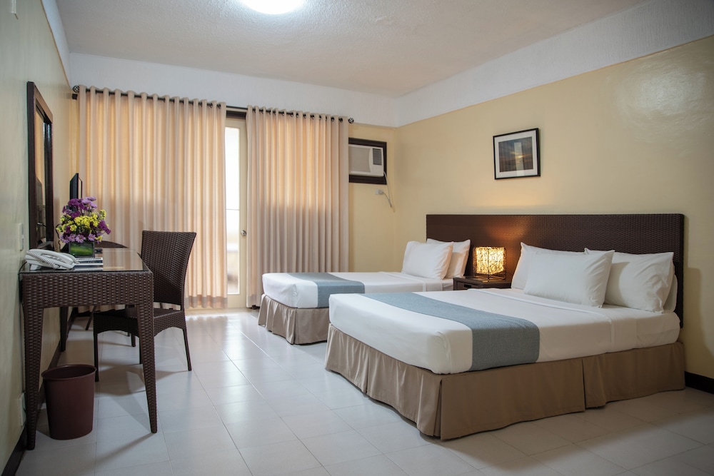 Matabungkay Beach Resort Hotel 21/65