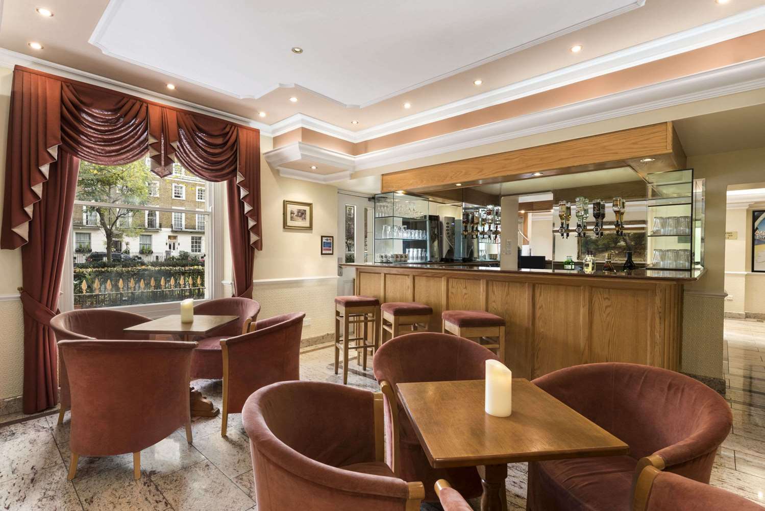 Days Inn by Wyndham London Hyde Park 22/28