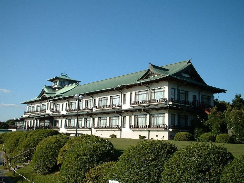 Gamagori Classic Hotel 4/38