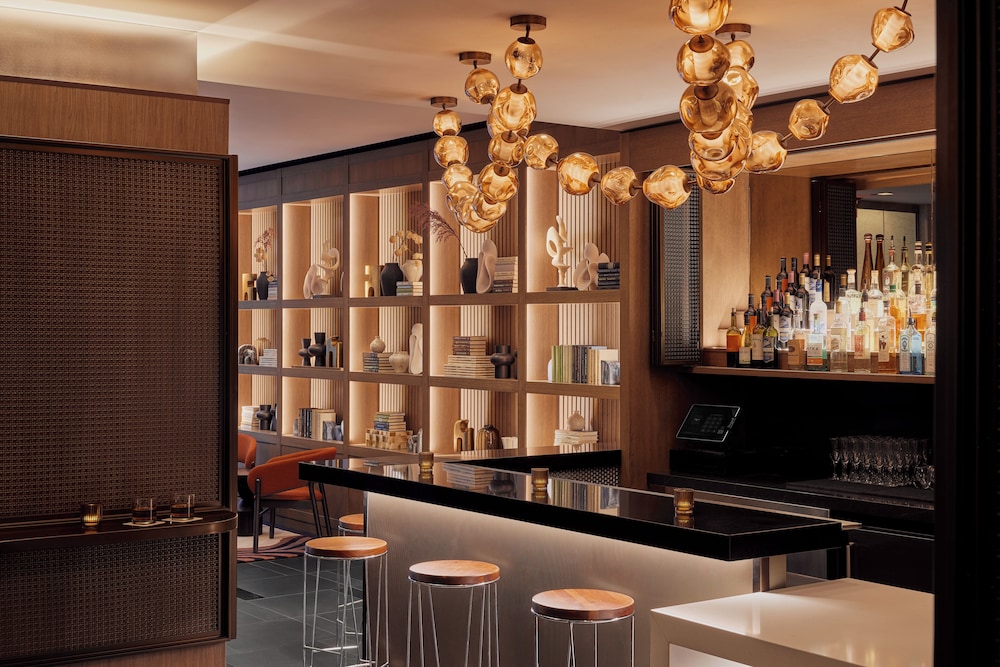 The Godfrey Hotel Boston 55/64