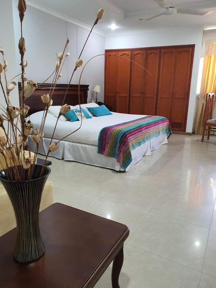 Hotel Costa Bonita 12/61