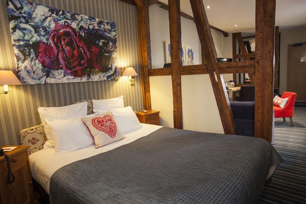 Hotel Beaucour 22/83