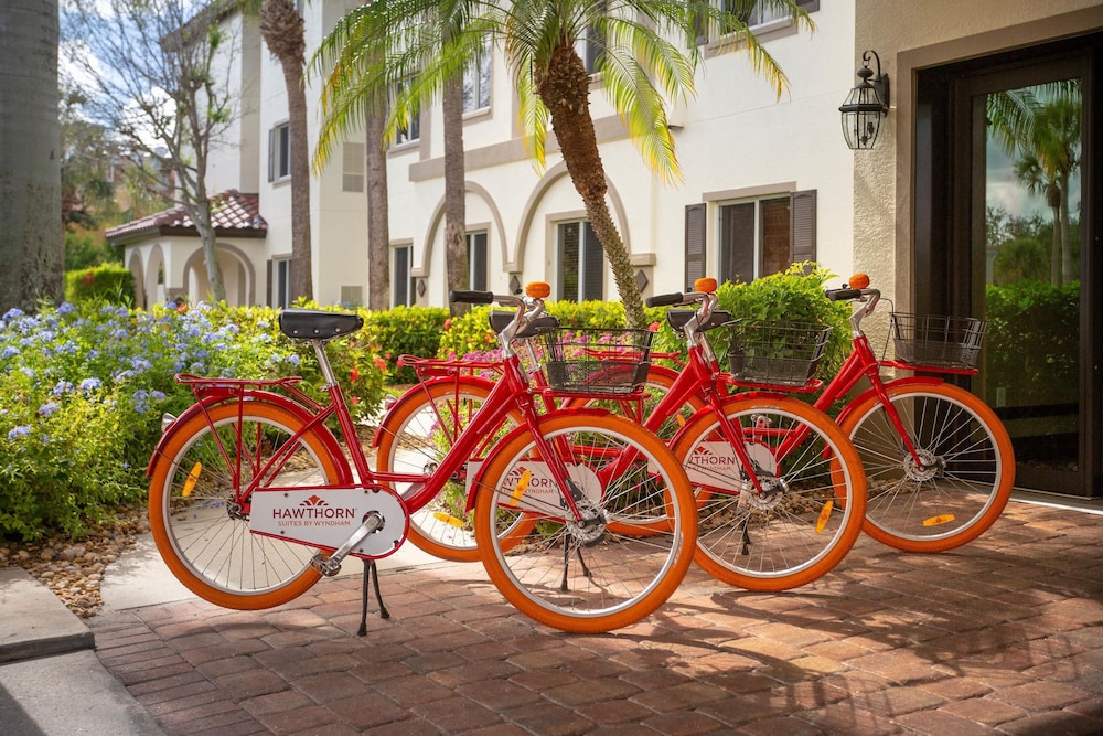 Hawthorn Extended Stay by Wyndham Naples 41/54