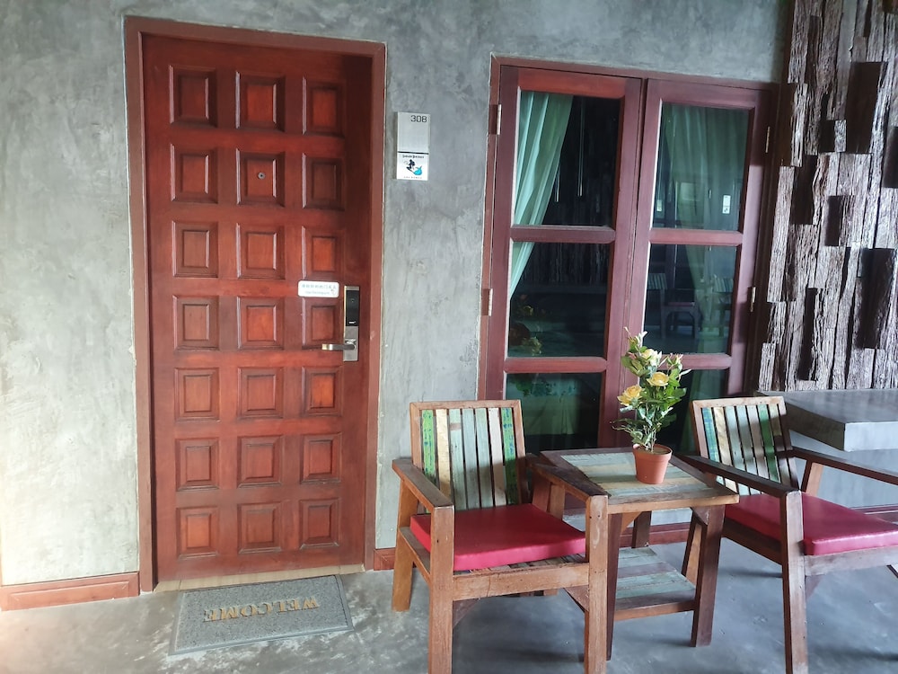 Saikaew Boutique Hotel 54/72