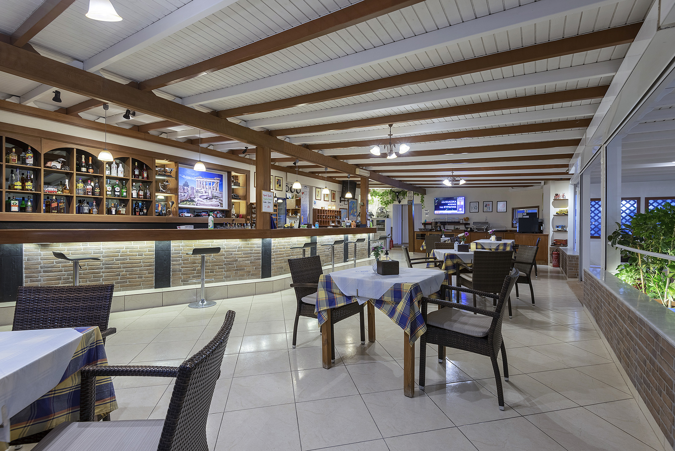 Mammis Beach Hotel 45/63