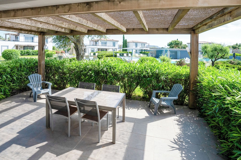 Les Villas de Porto Vecchio 32/48