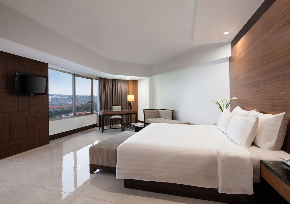 Hotel Santika Premiere Semarang 12/47