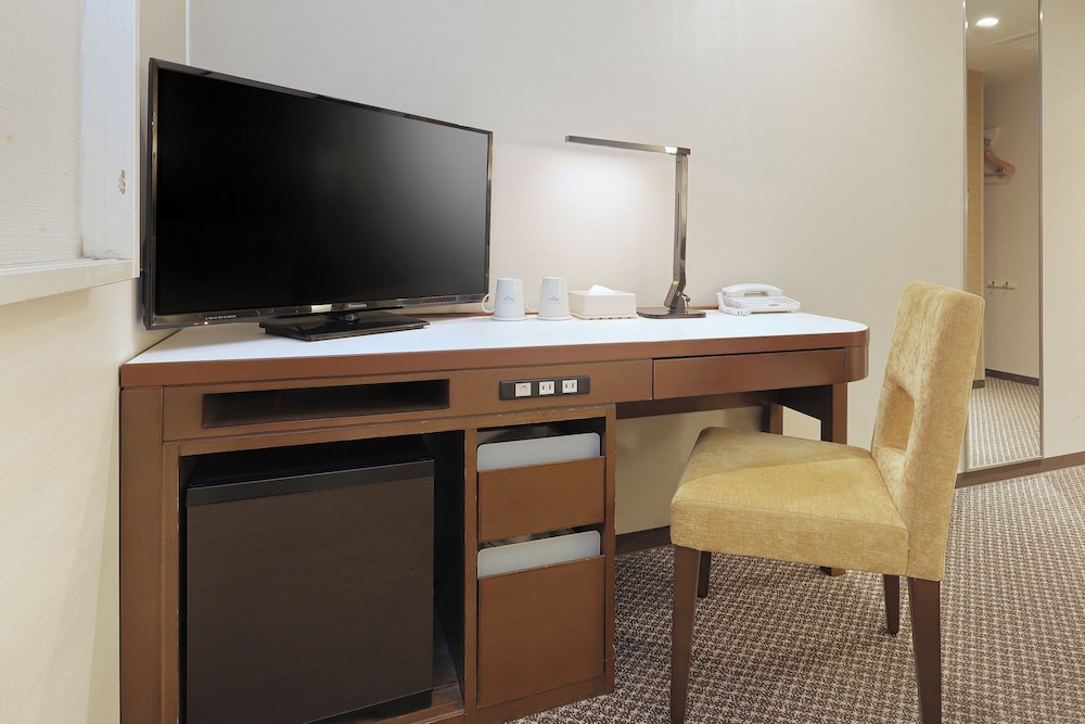 Keio Presso Inn Shinjuku 53/58
