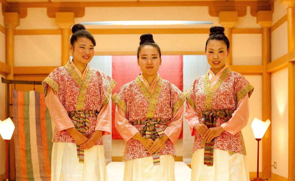 NARA PARK HOTEL 5/50