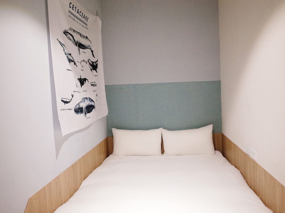 Paper Plane Hostel 16/50
