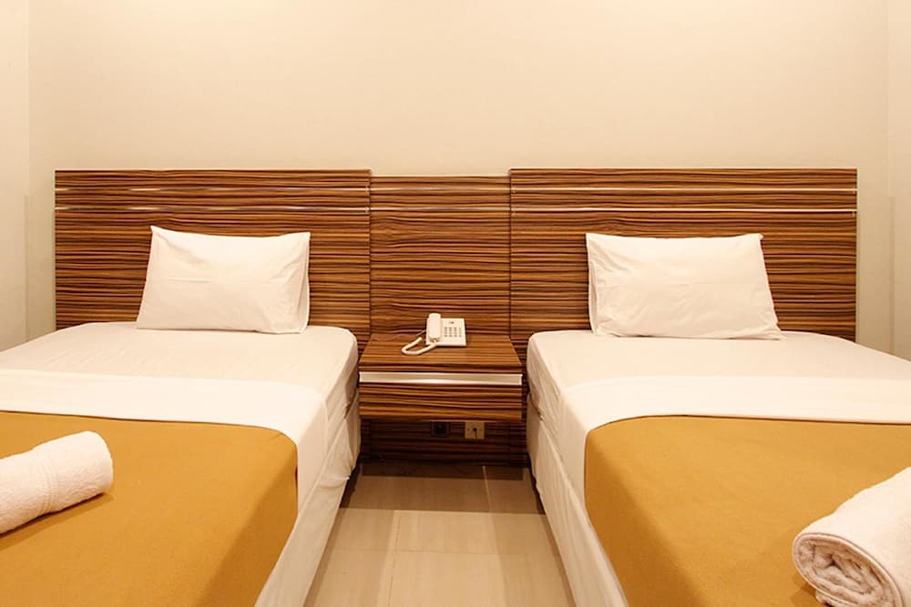 Palapa Hotel 12/49