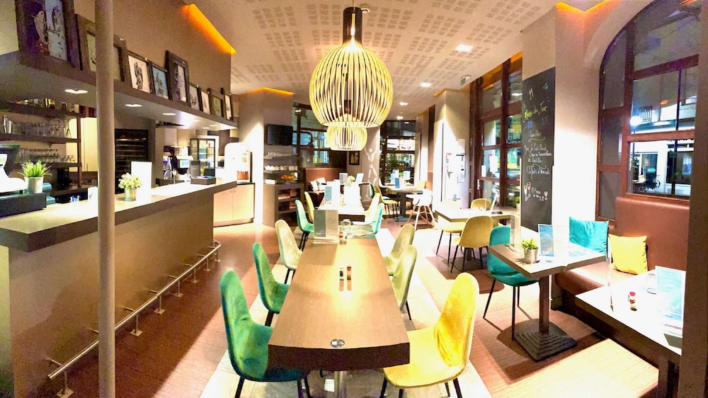 Hotel Kyriad Vichy 34/50