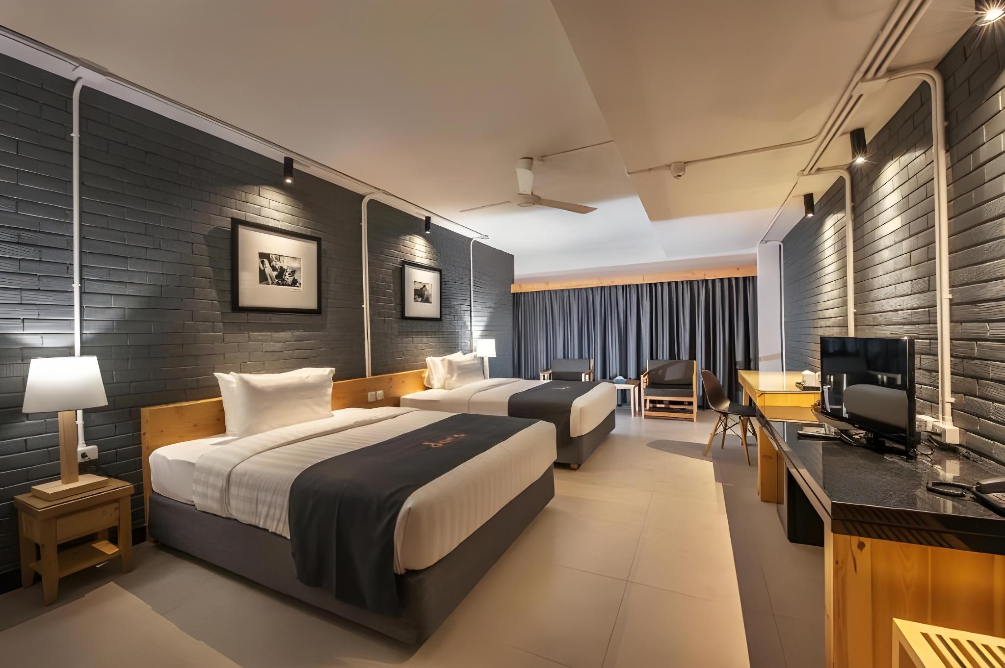 Grand, Deluxe, Double or Twin Bed