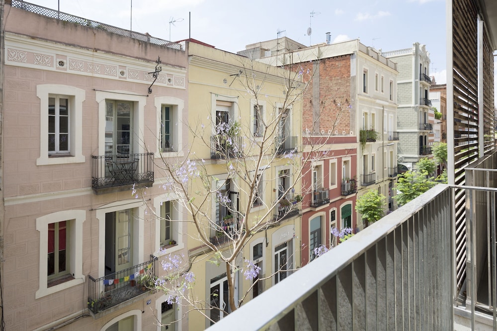 My Space Barcelona Gracia Pool Terrace Center 3/49