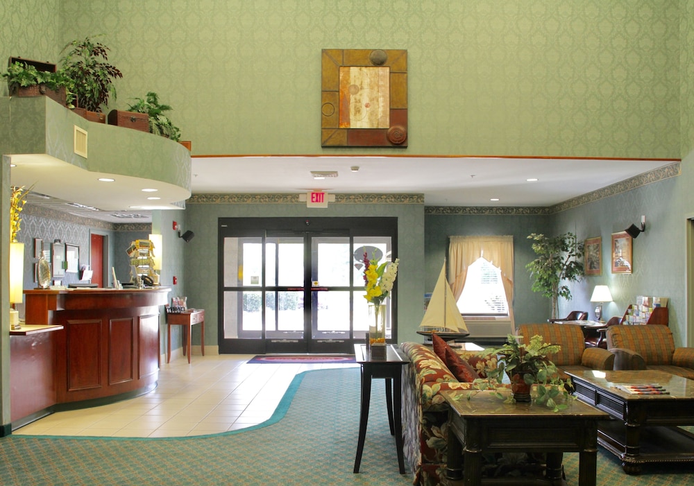 Grand Vista Hotel and Suites 41/61