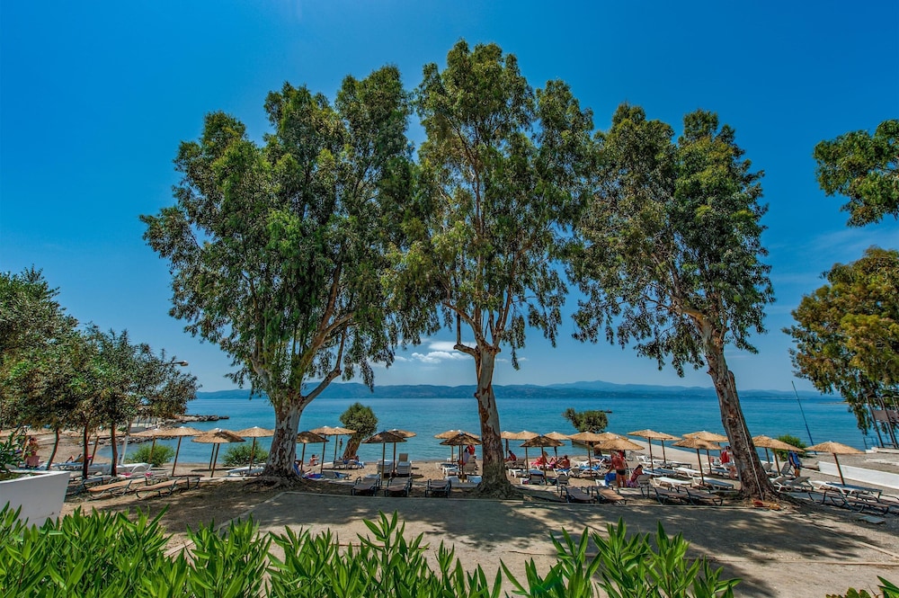 Evia Riviera Resort By Anayia All Inclusive Resorts 58/65