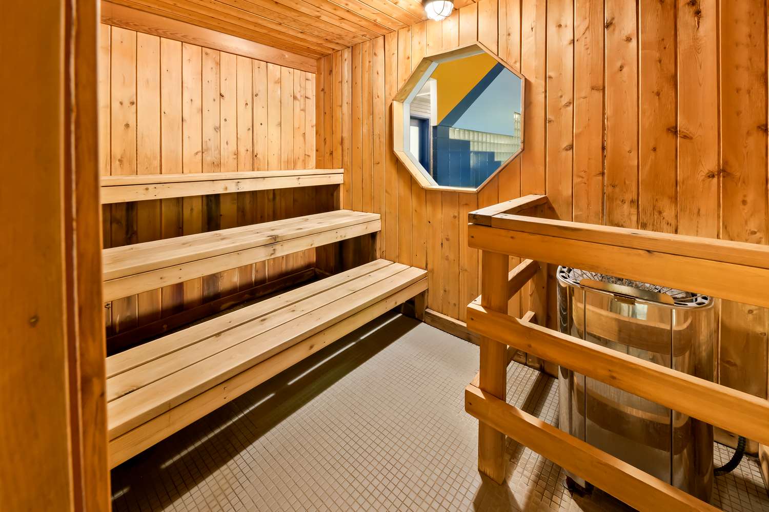 Best Western Plus Norwester Hotel and Conference Centre 7/35
