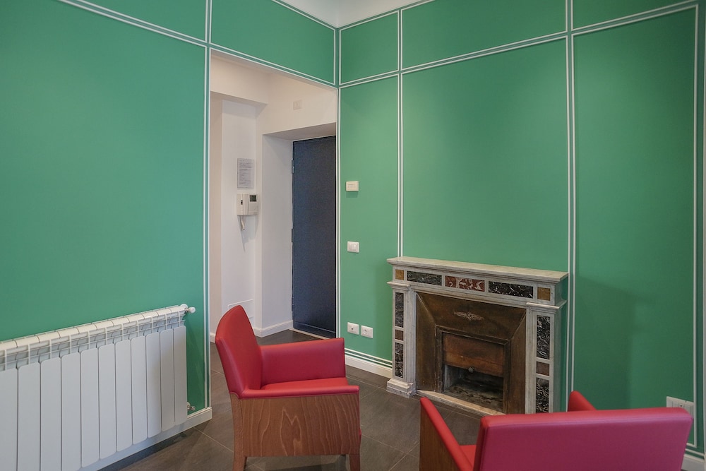 Les Diamants Spanish Steps Suite 21/46