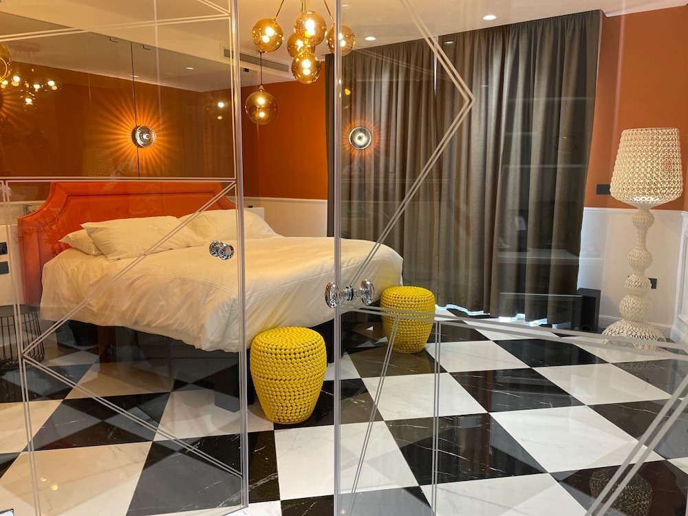 Holm Hotel And Spa 27/76