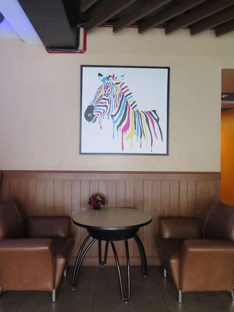 Circle Inn - Iloilo City Center 23/50