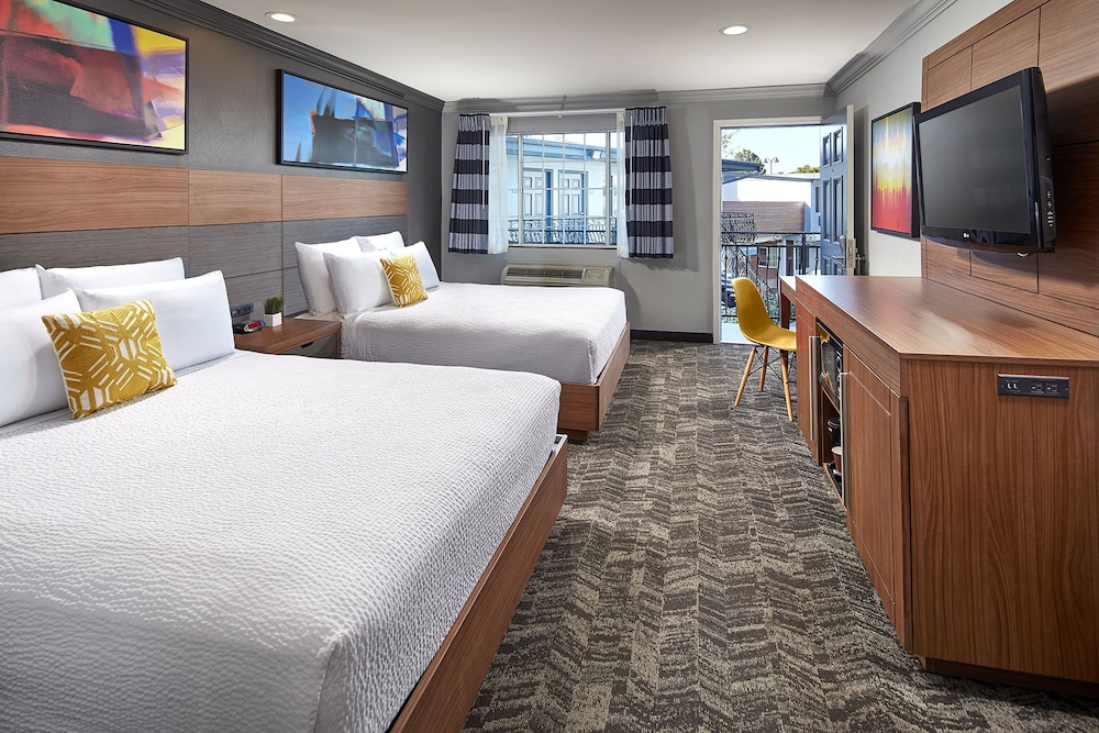 Studio Inn and Suites 10/23