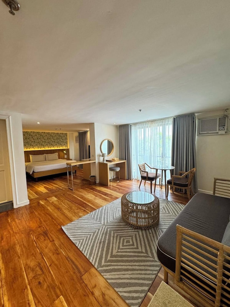 Sugarland Hotel 21/41