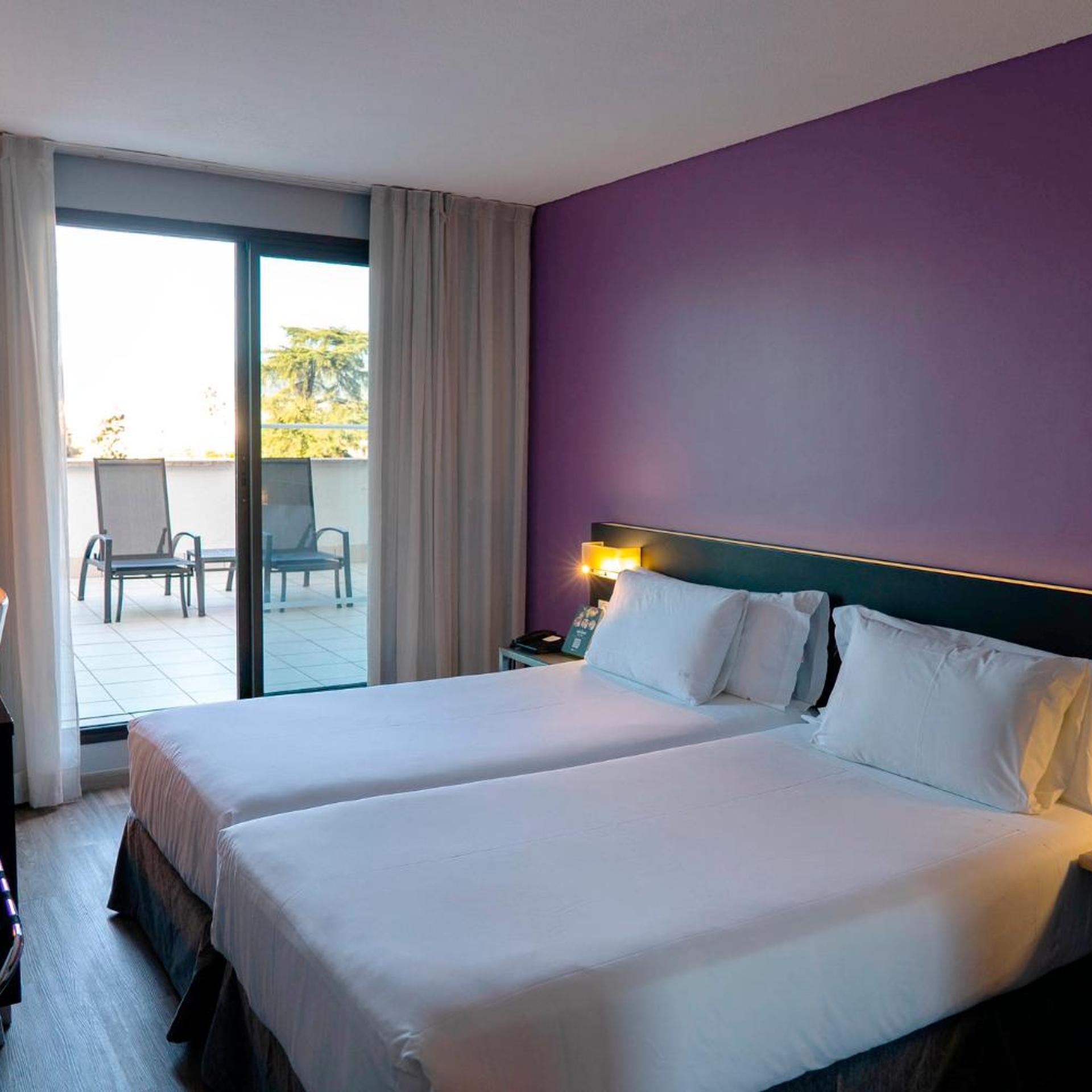 Superior, Twin Beds, Terrace